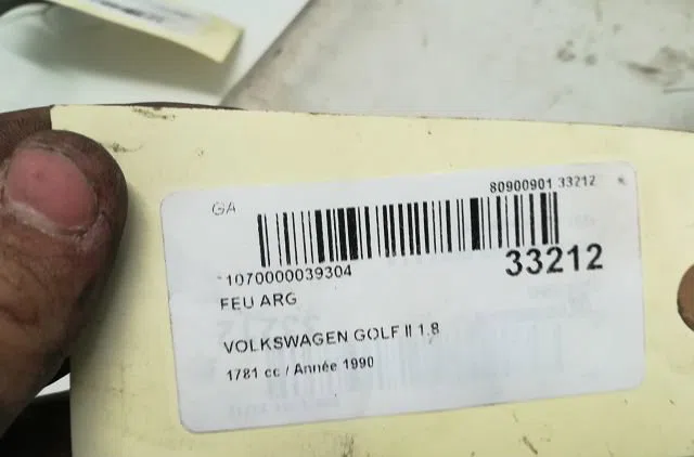 Feu arrière gauche VOLKSWAGEN GOLF II 1990 occasion