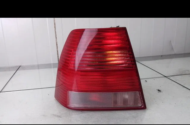 Feu arrière gauche Volkswagen GOLF IV (1J1) 1.9 sdi (1997-2005) occasion