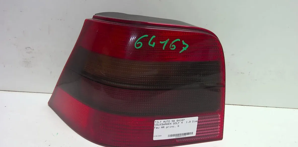 Feu arrière gauche Volkswagen GOLF IV (1J1) 1.9 tdi (1997-2004) occasion