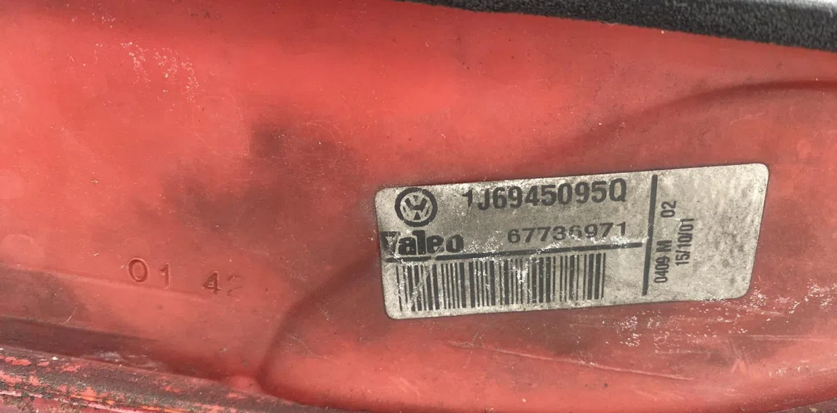 Feu arrière gauche Volkswagen GOLF IV (1J1) 1.9 tdi (1997-2004) occasion