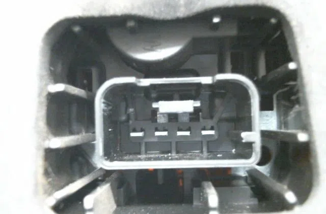 Feu arrière gauche Volkswagen GOLF V (1K1) 1.4 16v (2003-2006) occasion
