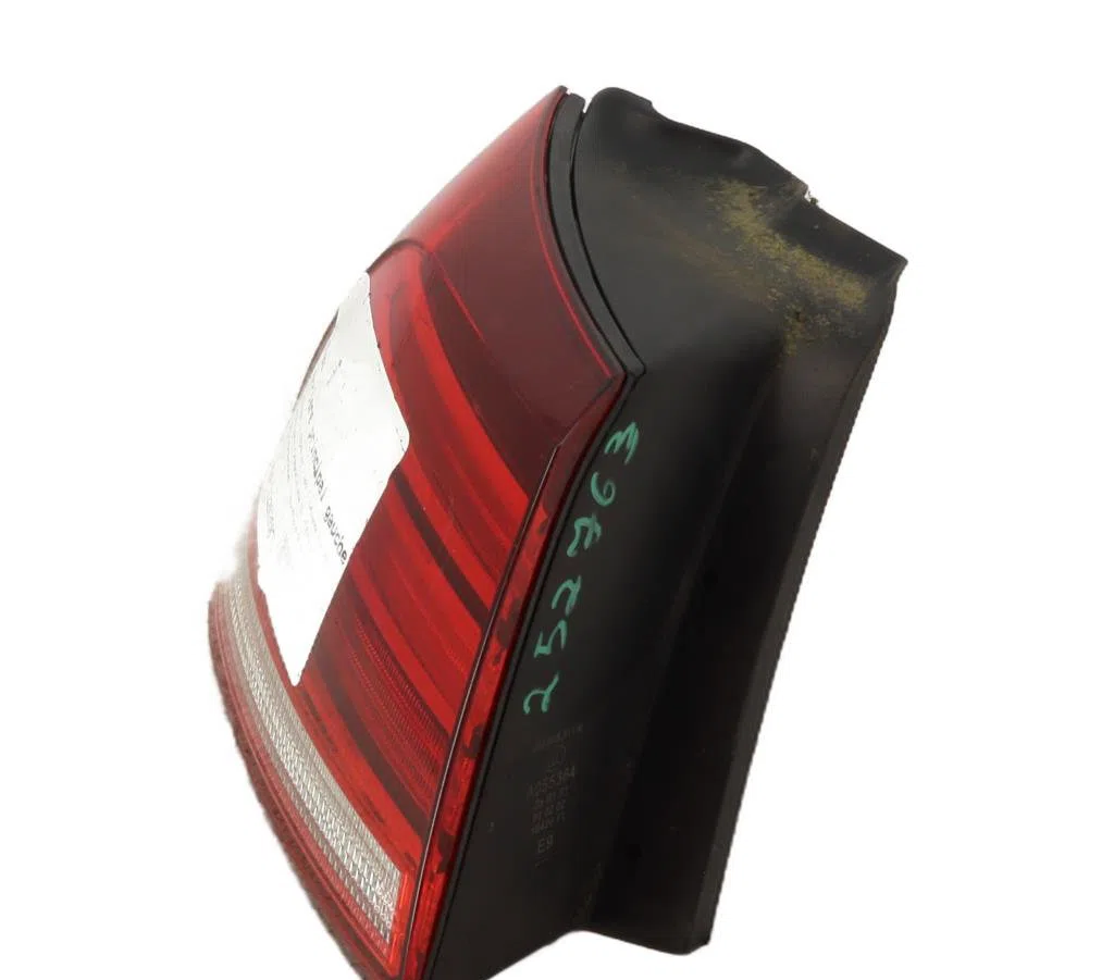 Feu arrière gauche Volkswagen GOLF VII (5G1, BQ1, BE1, BE2) 1.0 tsi (2015-2020) occasion
