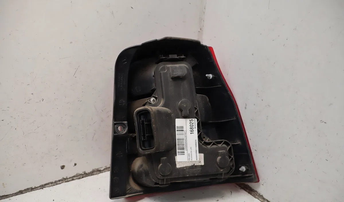Feu arrière gauche Volkswagen LUPO I (6X1, 6E1) 1.4 (2000-2005) occasion