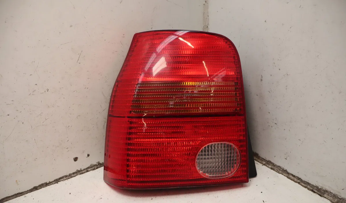 Feu arrière gauche Volkswagen LUPO I (6X1, 6E1) 1.4 (2000-2005) occasion