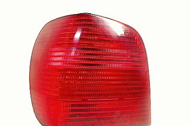 Feu arrière gauche VOLKSWAGEN POLO III  1.4 occasion