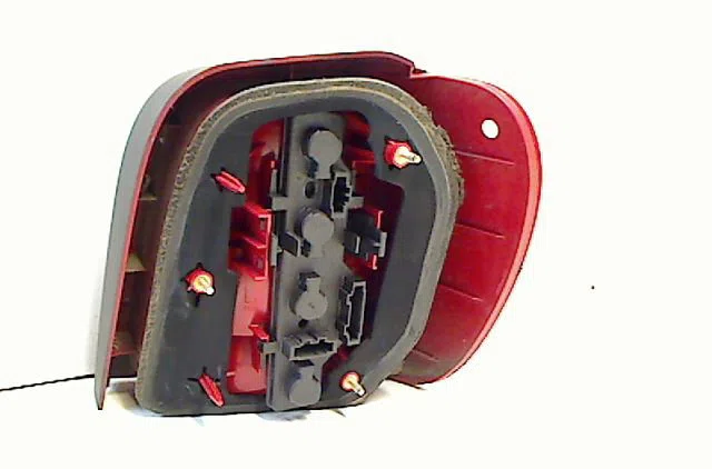 Feu arrière gauche VOLKSWAGEN POLO III  1.4 occasion