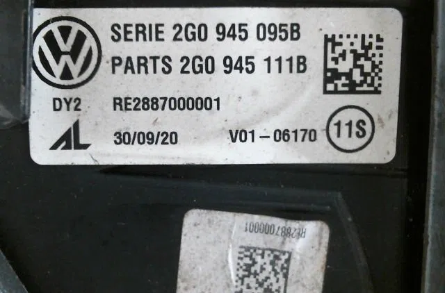 Feu arrière gauche Volkswagen POLO VI (AW1, BZ1, AE1) 1.0 tsi (2017) occasion