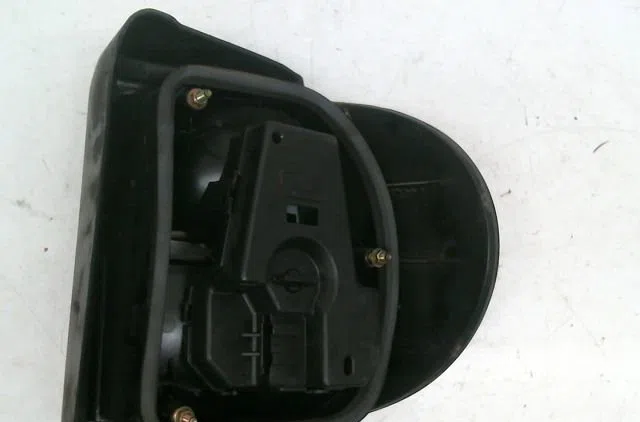 Feu arrière gauche Volkswagen SHARAN (7M8, 7M9, 7M6) 1.9 tdi (1996-2000) occasion