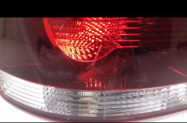 Feu arrière gauche Volkswagen TOUAREG (7LA, 7L6, 7L7) 2.5 r5 tdi (2003-2010) occasion