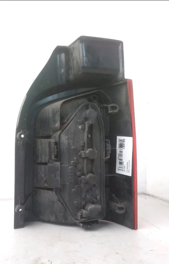 Feu arrière gauche Volkswagen TRANSPORTER V Camionnette (7HA, 7HH, 7EA, 7EH) 2.0 tdi (2009-2015) occasion