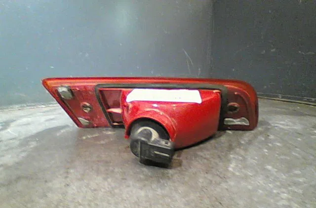 Feu arrière intérieur droit ALFA ROMEO 145 Phase 1 08-1994--04-1999 occasion