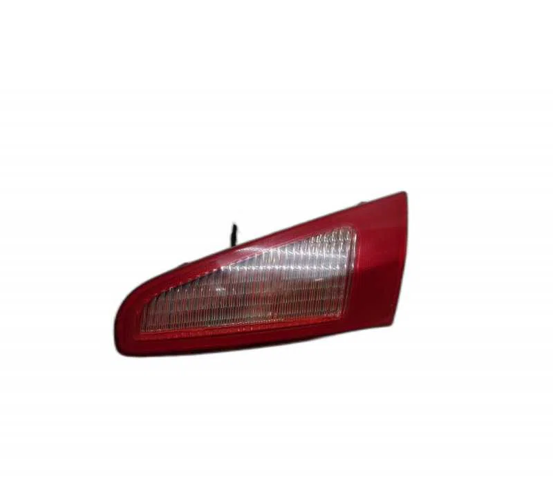 FEU ARRIERE INTERIEUR DROIT ALFA ROMEO 147 0000060693791