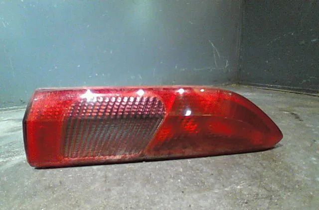 Feu arrière intérieur droit Alfa romeo 156 Sportwagon (932_) 2.4 jtd (932b1) (2000-2003) occasion
