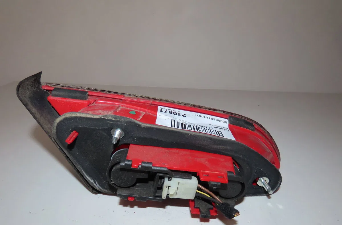Feu arrière intérieur droit Alfa romeo 159 (939_) 1.9 jtdm 8v (939axe1b, 939bxe1b, 939bxh1b) (2005-2011) occasion