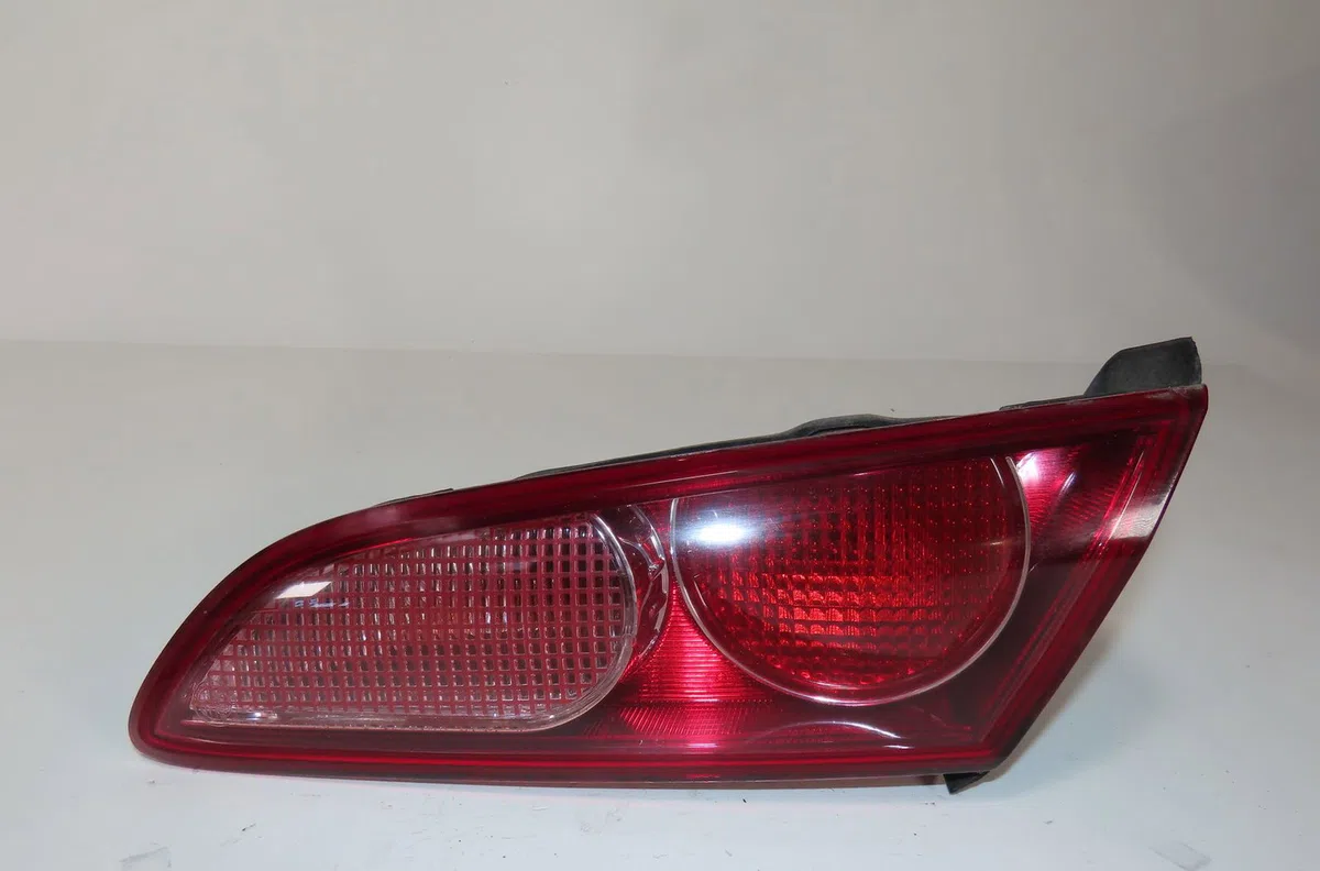 Feu arrière intérieur droit Alfa romeo 159 (939_) 1.9 jtdm 8v (939axe1b, 939bxe1b, 939bxh1b) (2005-2011) occasion