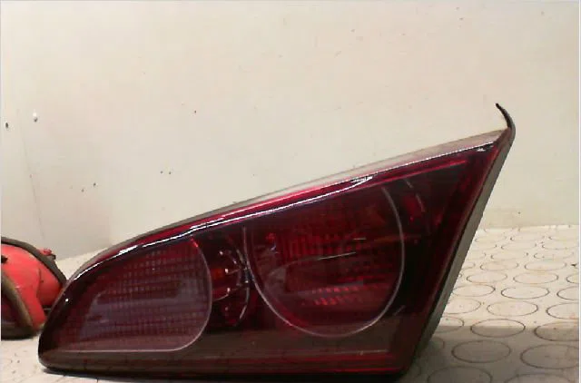 Feu arrière intérieur droit Alfa romeo 159 Sportwagon (939_) 2.0 jtdm (939bxp1b) (2009-2011) occasion