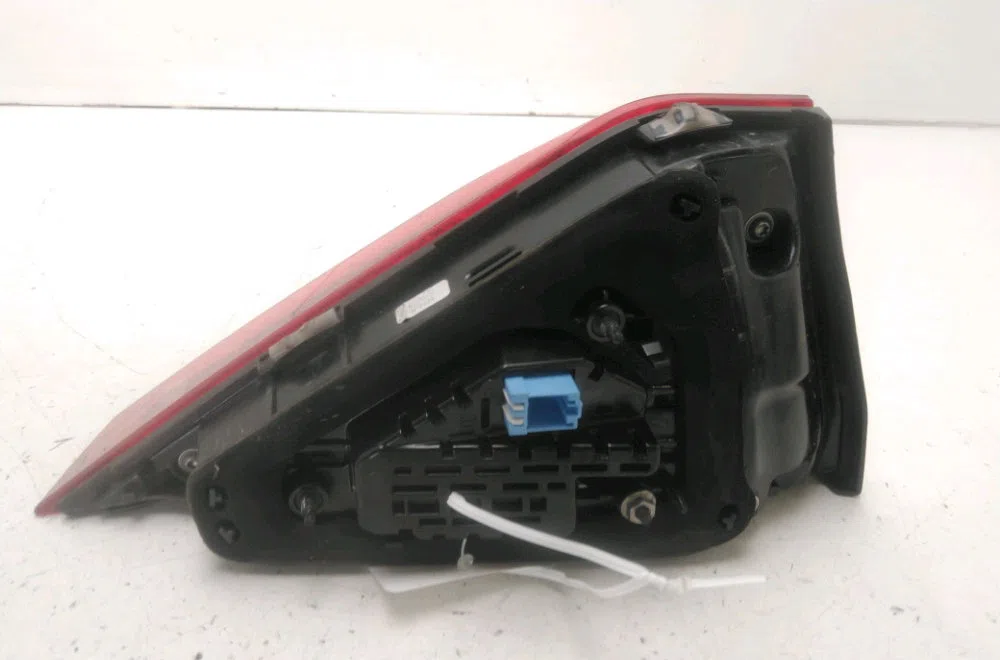 Feu arrière intérieur droit Audi A1 Sportback (GBA) 30 tfsi (2018) occasion