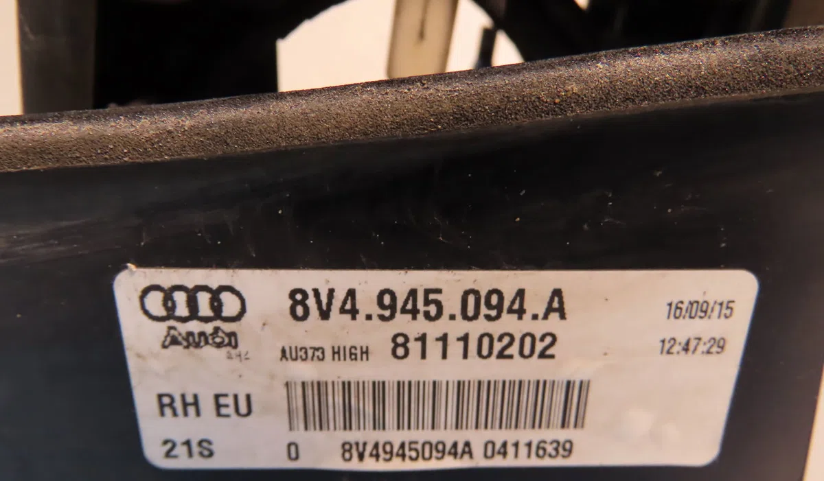 Feu arrière intérieur droit AUDI A3 2015 occasion
