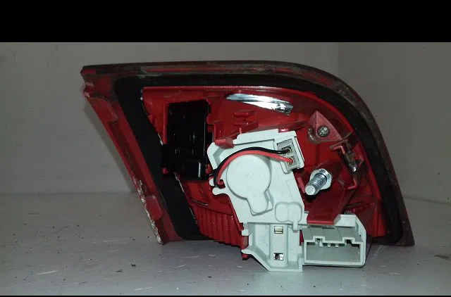 Feu arrière intérieur droit Audi A3 Sportback (8PA) 1.8 tfsi (2006-2013) occasion