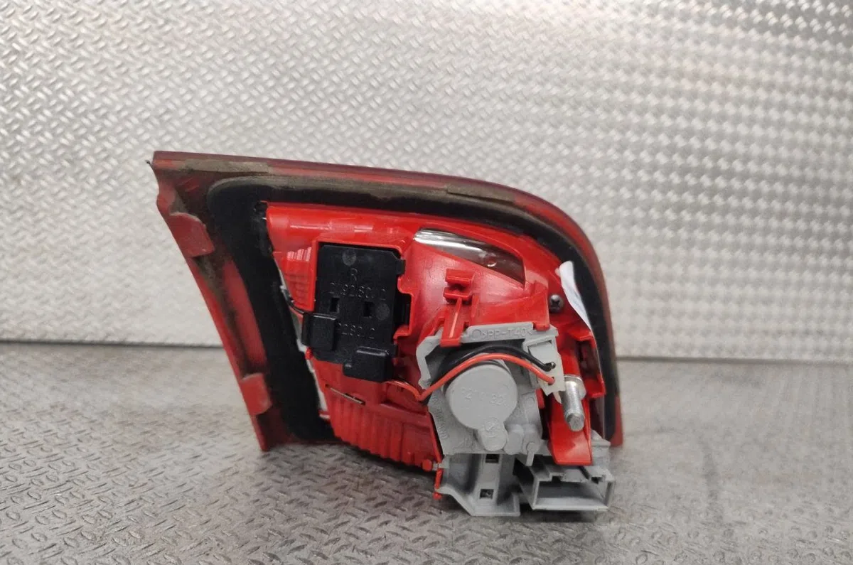 Feu arrière intérieur droit Audi A3 Sportback (8PA) 1.9 tdi (2004-2010) occasion