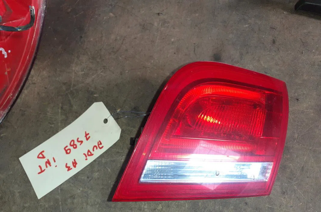 Feu arrière intérieur droit Audi A3 Sportback (8PA) 2.0 tdi 16v quattro (2005-2013) occasion