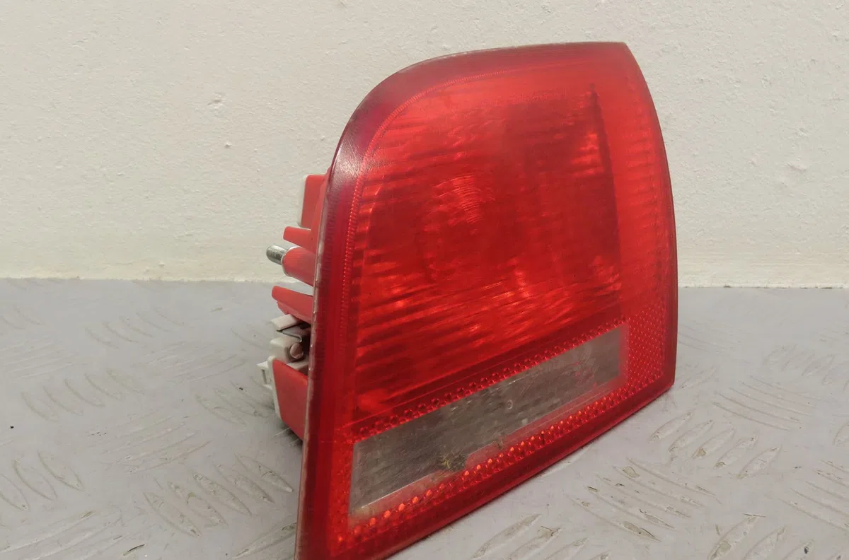 Feu arrière intérieur droit Audi A3 Sportback (8PA) 2.0 tdi quattro (2006-2013) occasion