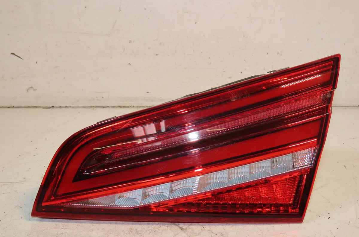 Feu arrière intérieur droit Audi A3 Sportback (8VA, 8VF) 35 tfsi (2018-2020) occasion