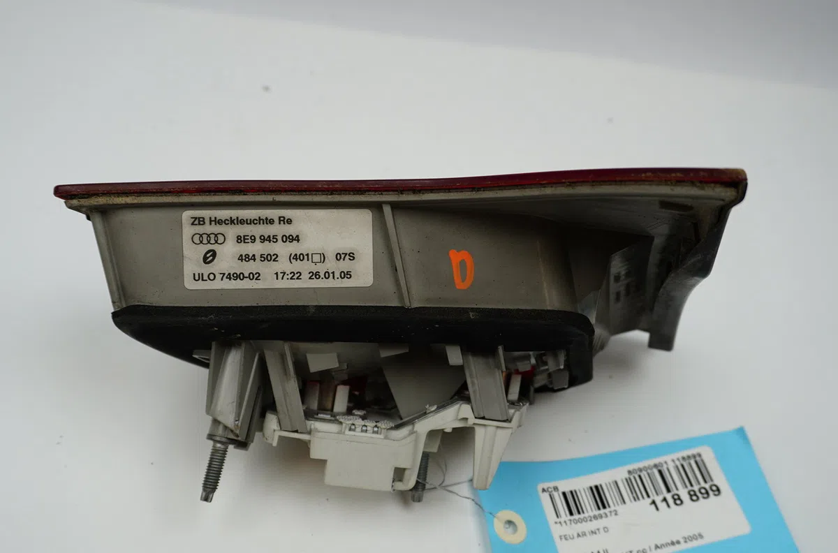 Feu arrière intérieur droit Audi A4 B7 Avant (8ED) 2.0 tdi 16v (2004-2008) occasion