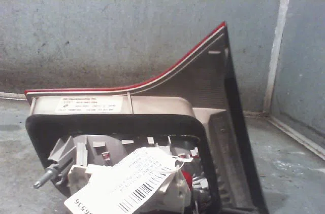 Feu arrière intérieur droit Audi A4 B7 Avant (8ED) 2.5 tdi (2004-2006) occasion