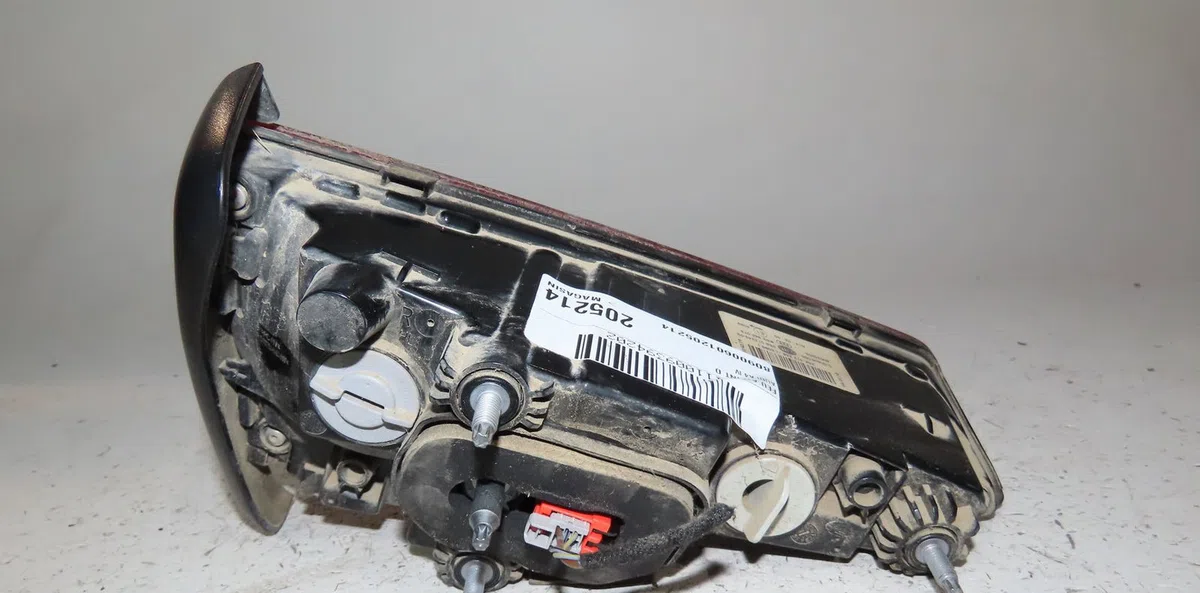 Feu arrière intérieur droit Audi A4 B9 (8W2, 8WC) 2.0 tdi (2015) occasion