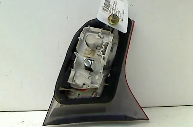Feu arrière intérieur droit AUDI A4 II 2006 occasion