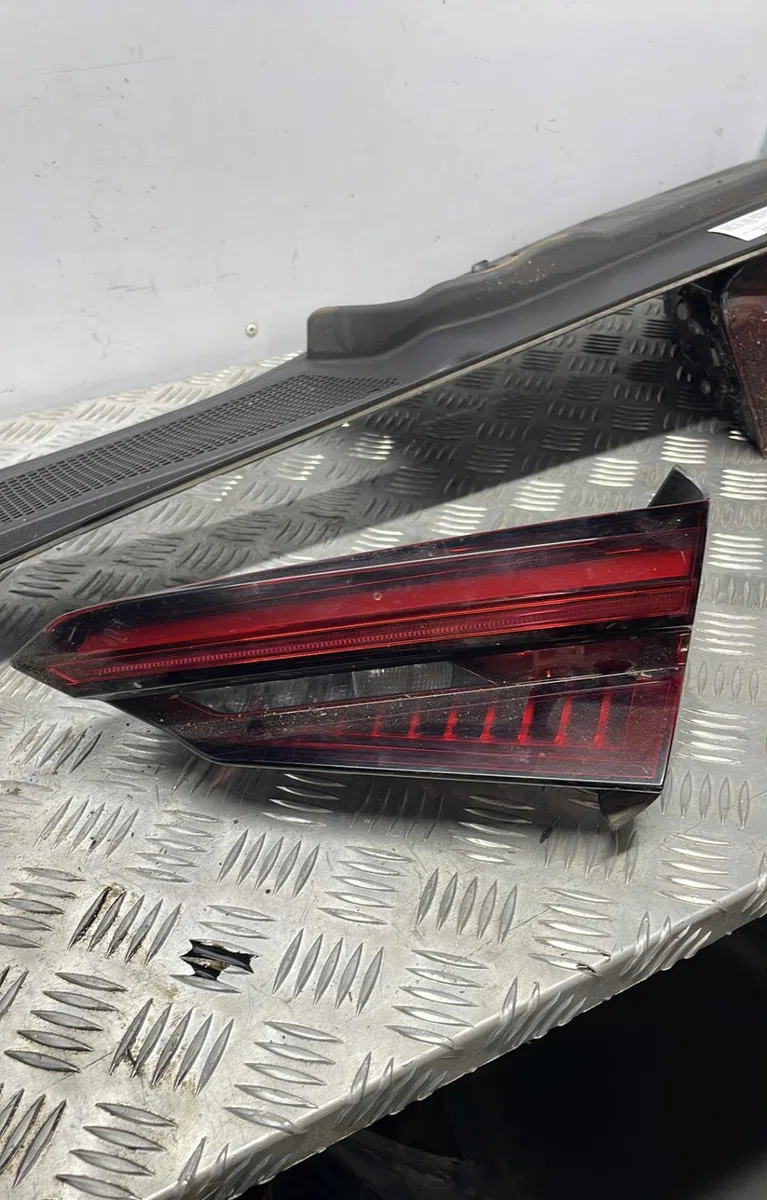 Feu arrière intérieur droit AUDI A5 2 SPORTBACK PHASE 1 occasion