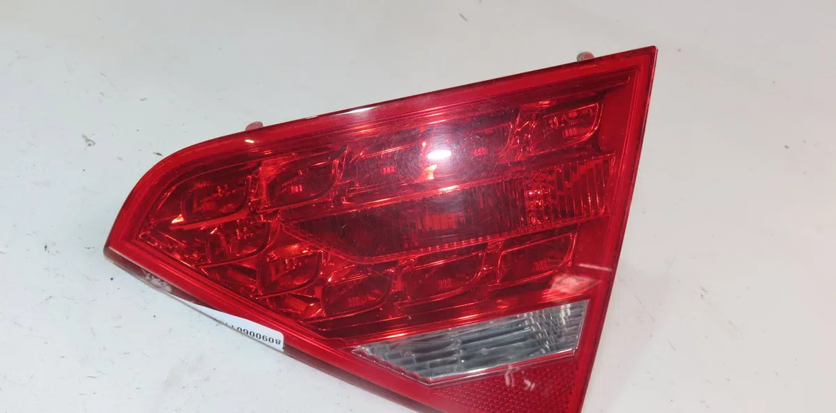 Feu arrière intérieur droit Audi A5 (8T3) 3.0 tdi quattro (2007-2012) 2 portes occasion