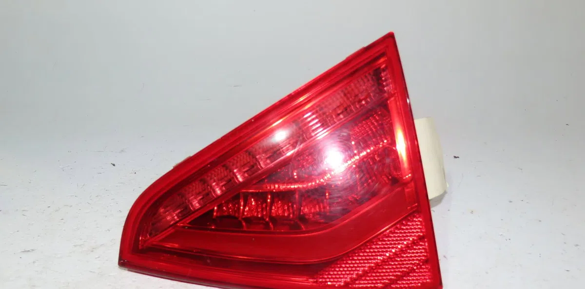 Feu arrière intérieur droit Audi A5 Décapotable (8F7) 2.0 tdi (2009-2012) occasion