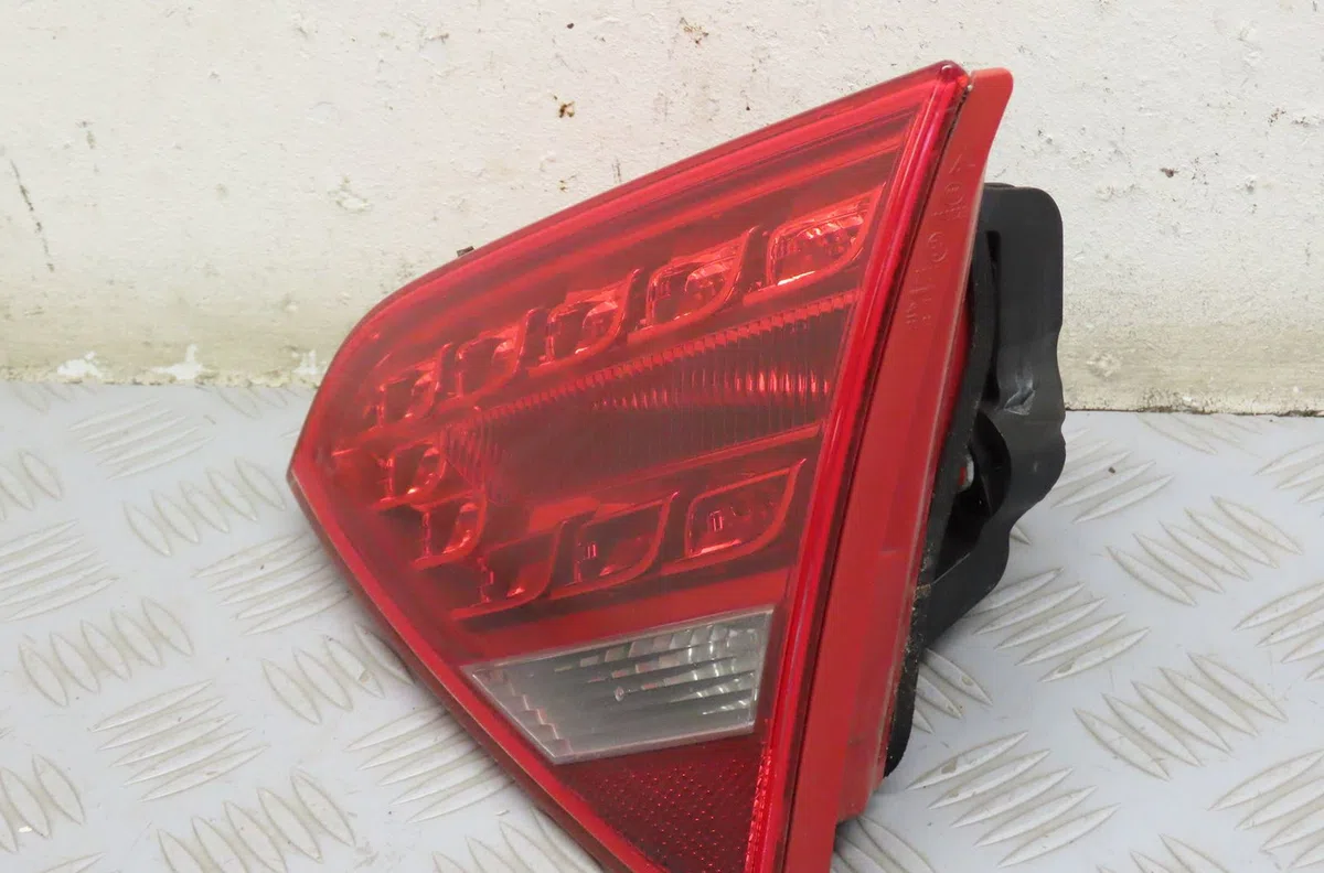 Feu arrière intérieur droit Audi A5 Sportback (8TA) 2.7 tdi (2009-2012) occasion