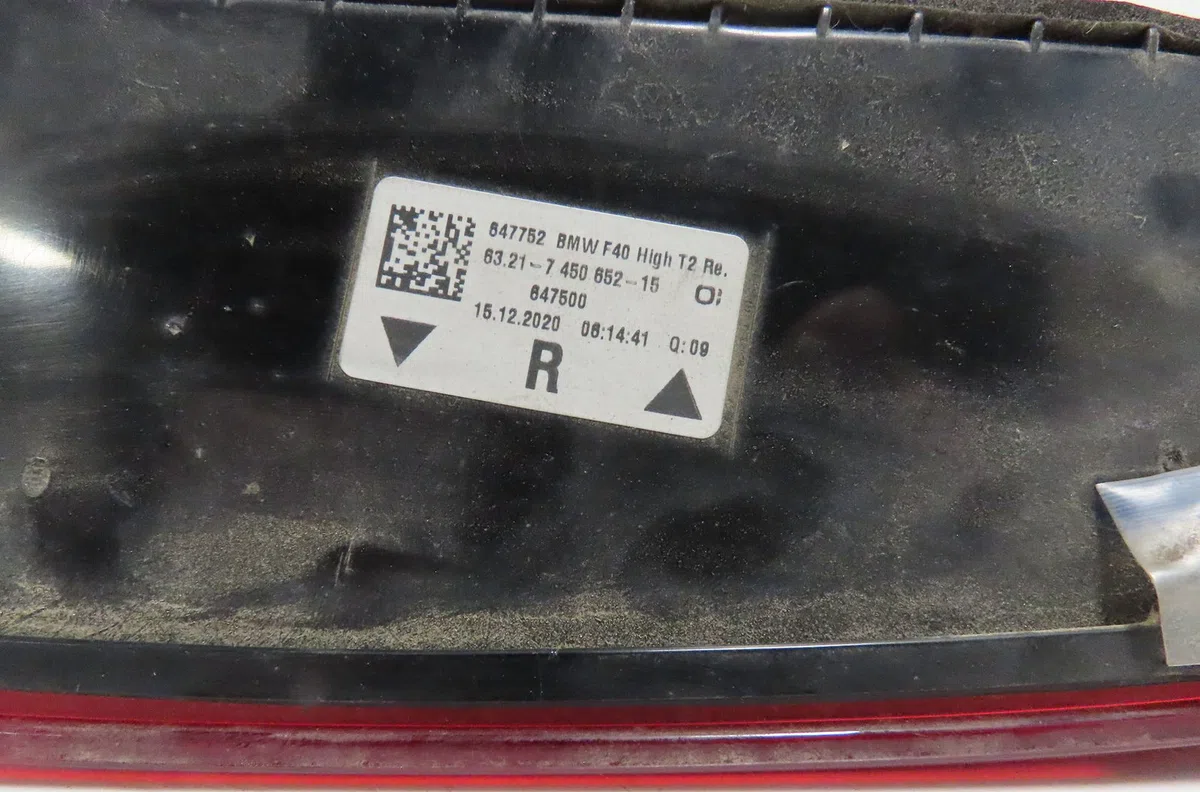 Feu arrière intérieur droit Bmw 1 (F40) 118 d (2019) occasion