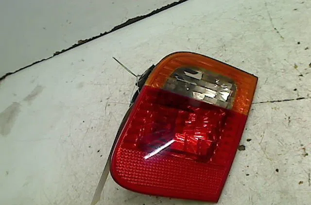 Feu arrière intérieur droit Bmw 3 (E46) 320 d (1998-2001) occasion