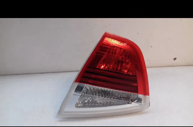 Feu arrière intérieur droit Bmw 3 (E90) 320 i (2004-2007) occasion