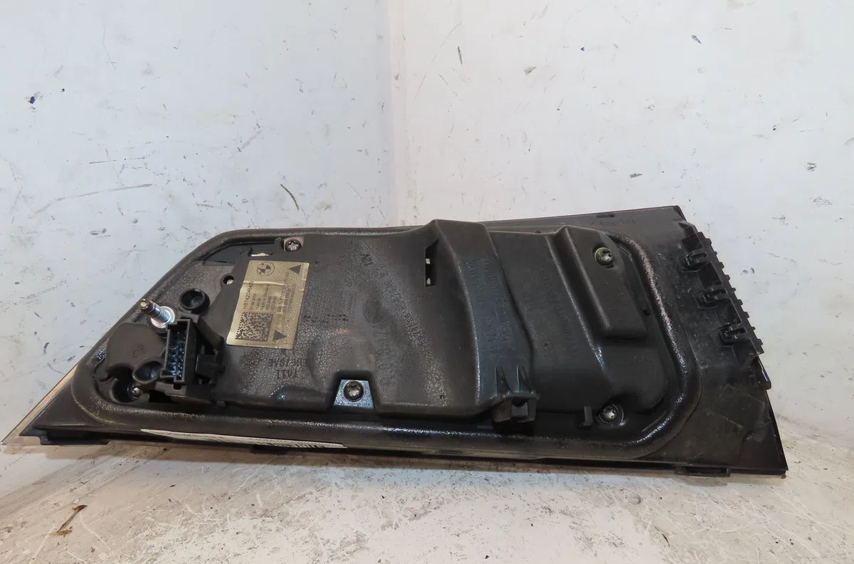Feu arrière intérieur droit Bmw 3 (G20, G80, G28) 330 d (2019) occasion