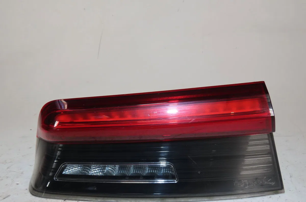 Feu arrière intérieur droit Bmw 3 (G20, G80, G28) 330 i (2018) occasion