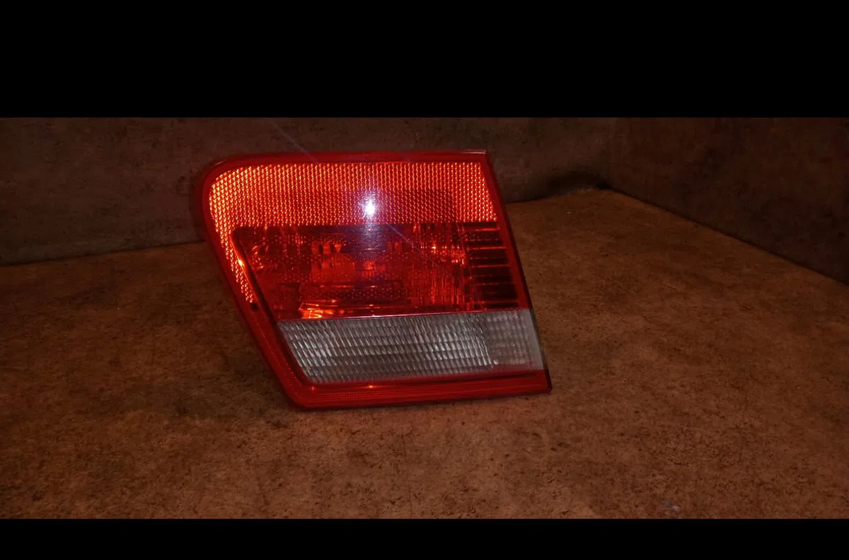 Feu arrière intérieur droit Bmw 3 Touring (E46) 320 d (2000-2001) occasion