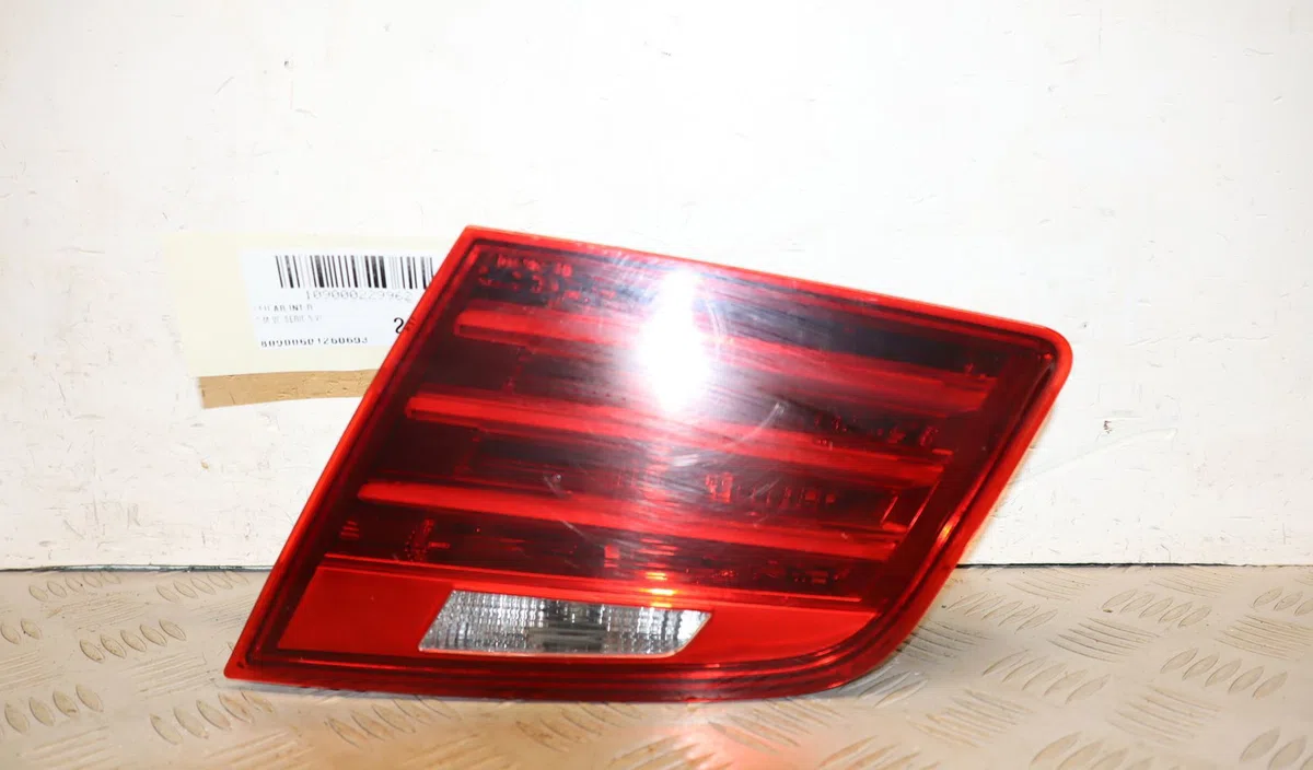 Feu arrière intérieur droit Bmw 5 (F10) 530 d xdrive (2011-2016) occasion