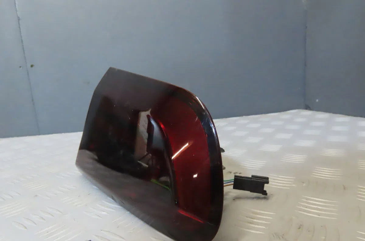Feu arrière intérieur droit BMW SERIE 1 2015 occasion