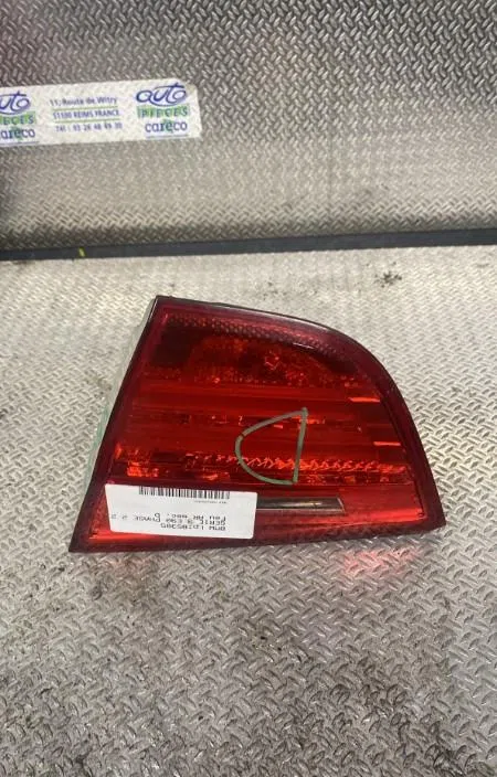 Feu arrière intérieur droit BMW SERIE 3 E90  SERIE 3 E90 PHASE 2 occasion