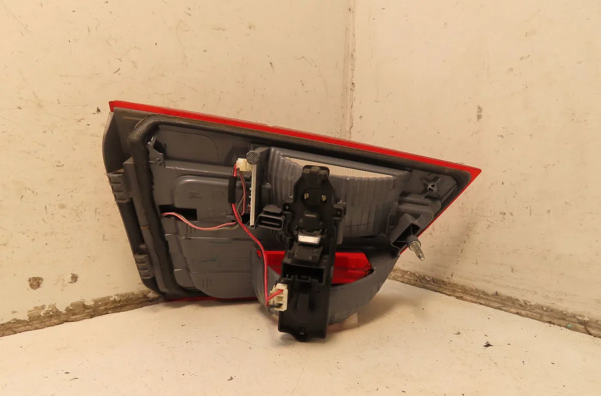Feu arrière intérieur droit Bmw X3 (F25) Xdrive 20 d (2010-2014) occasion
