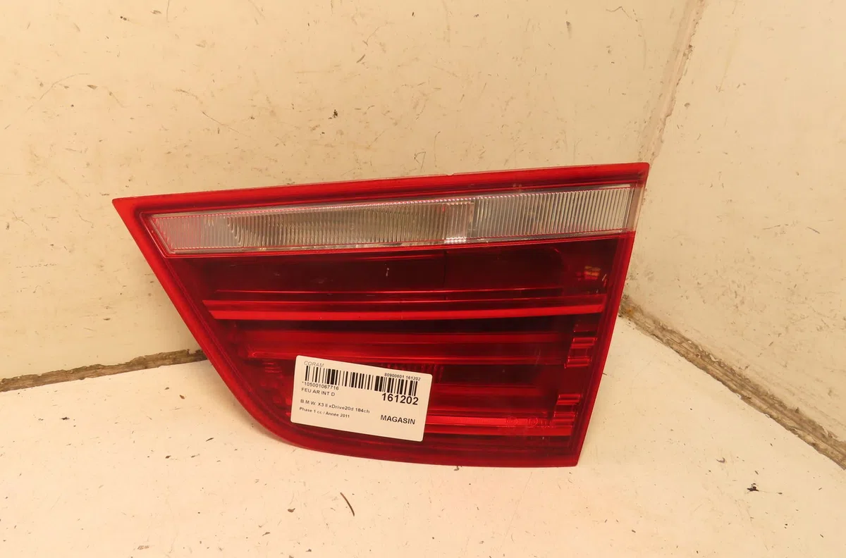 Feu arrière intérieur droit Bmw X3 (F25) Xdrive 20 d (2010-2014) occasion