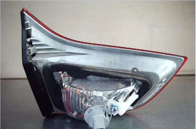 Feu arrière intérieur droit Bmw X6 (E71, E72) Xdrive 40 d (2009-2014) occasion