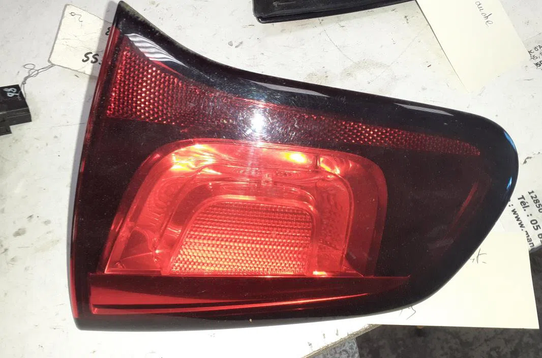 Feu arrière intérieur droit Citroen C3 II (SC_) 1.1 i (2009-2013) occasion