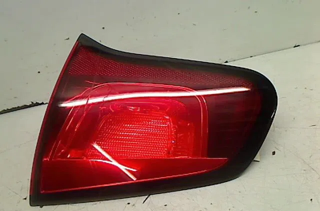 Feu arrière intérieur droit Citroën C3 II (SC_) 1.4 (2009-2016) 5 portes occasion