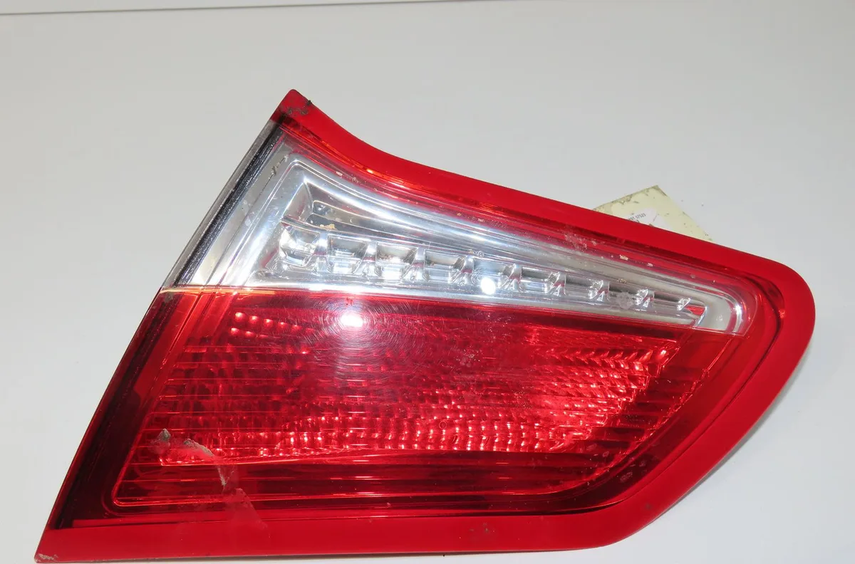 Feu arrière intérieur droit Citroen C4 II (NC_) 1.6 vti 120 (2009-2016) occasion
